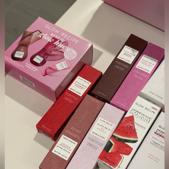 Glow Recipe lip gloss + blushes skincare - Picture 3 of 10